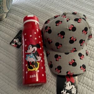 ALDIs Minnie Mouse Hat And Water Bundle NWT